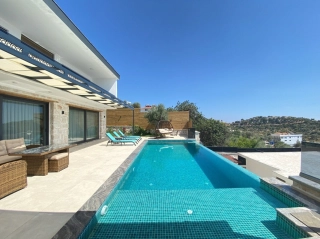 Villa Leyla, Deniz Manzaralı, 6 Kişilik, Jakuzi | Kalkan Villa