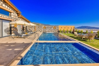 Villa Yıldız Çavdır, Açık Hava Sinema, Bahçe | Kalkan Villa