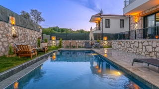 Villa Erdem Duo, Korunaklı, Balayı, Bahçe | Kalkan Villa