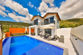 Villa Norton İslamlar – Korunaklı Havuzlu, Jakuzili, Doğa Manzaralı