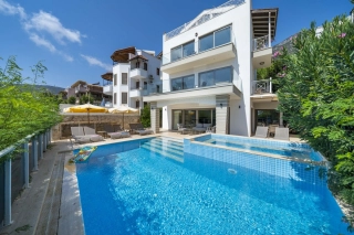 Villa Old Town Arden – Luxusvilla mit Meerblick im Zentrum von Kalkan