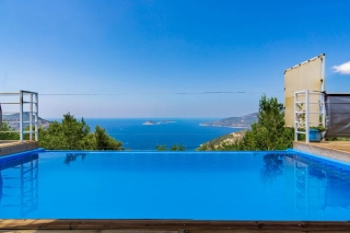 Villa Patika 3 – Honeymoon Villa mit Meerblick | Geschützter Pool