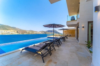 Villa Clara Kalkan – Zentrale Luxusvilla mit Meerblick