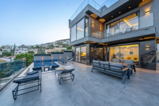 Villa Cihan – Kalkan Ortaalan’da Kapalı Havuzlu, Saunalı