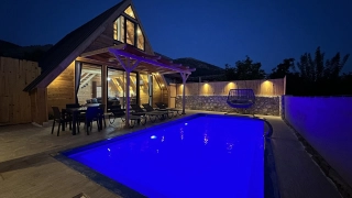 Villa Kırlangıç Üzümlü – A-Frame Jacuzzi-Hochzeitsvilla