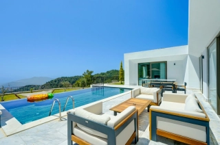 Villa Mercury İslamlar | Kalkan’da Çift Jakuzili Korunaklı Lüks Villa