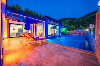 Villa Mario – Secluded Villa in Islamlar with Indoor Heated Pool