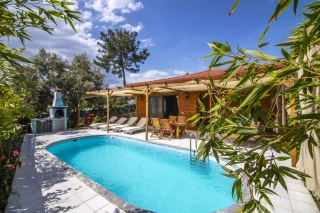 Villa Nehir Islamlar – Abgeschiedene Villa mit Privatem Pool & Jacuzzi