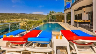 Villa Defne Sarıbelen – Kalkan Sarıbelen’de Doğa İçinde, Havuzlu Villa