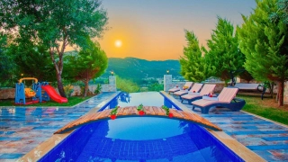 Villa Soft Sarıbelen – Kalkan Sarıbelen’de Korunaklı, Kapalı Havuzlu