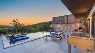 Villa Melida – Eine abgeschiedene Villa mit privatem Pool 