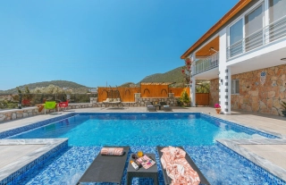 Villa Mercan Kaş – Ruhige Naturvilla mit privatem Pool &2 Schlafzimmer