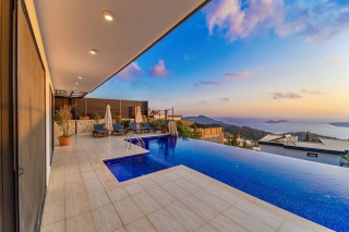 Villa June – Kalkan Kördere’de Deniz Manzaralı, Jakuzili Lüks Villa