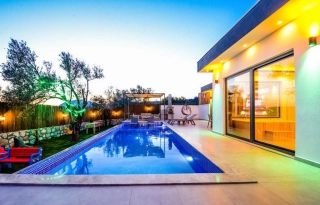Villa Görkem – Family Villa with Jacuzzi & Children’s Pool in Kalkan 