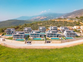 Villa Yakut Akbel – Deniz Manzaralı, 5 Suit Odalı, Lüks Kiralık Villa 