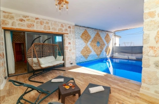 Villa Jungle Duo | Kalkan Akbel’de Jakuzili ve Korunaklı, Balayı Villa