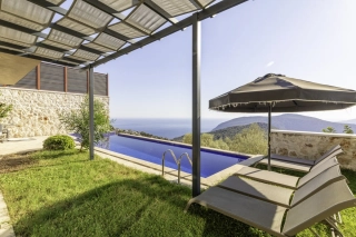 Villa Zeynep Ordu | Luxusvilla mit Meerblick & Innenpool in Kalkan Kör