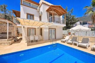 Villa Doğa Kalkan – Zentrale Ferienvilla mit Privatpool & Whirlpool
