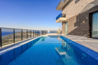 Villa Merva 3 – Luxusvilla mit Meerblick & Jacuzzi | Kalkan Kördere