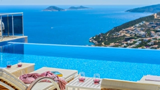 Villa Cina – Luxusvilla mit Meerblick, Jacuzzi & Privatem Pool