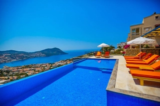 Villa Unlimited – Ultra Luxury Villa with Panoramic Sea View