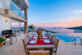 Villa Kayra – Sea View Luxury Villa with Heated Pool & Jacuzzi