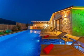 Villa Opulent – Luxusvilla mit Whirlpool, Fitnessraum & Abgeschirmtem 