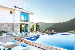 Villa Moonshine – Luxury Sea View Villa Near the Beach in Kalkan
