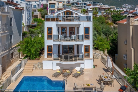Villa Gold