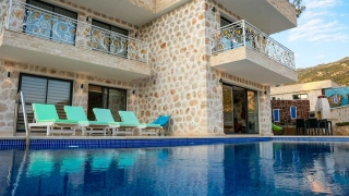 Villa Narin 6, Kalkan İslamlar’da Jakuzili, Isıtmalı Kapalı Havuzlu 