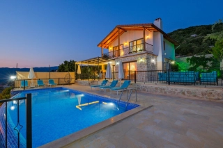 Villa Nazlı Sarıbelen – Private Naturvilla mit beheiztem Pool