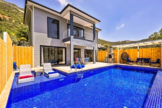 Villa Yağmur Queen – Private Honeymoon Villa in Kalkan with Jacuzzi